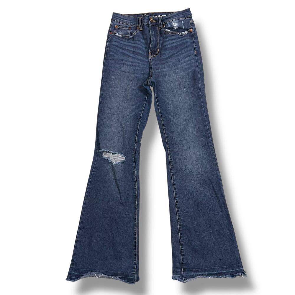 No Boundaries Womens Denim Blue Jeans Bell Bottoms Flare Leg Distressed Size 7